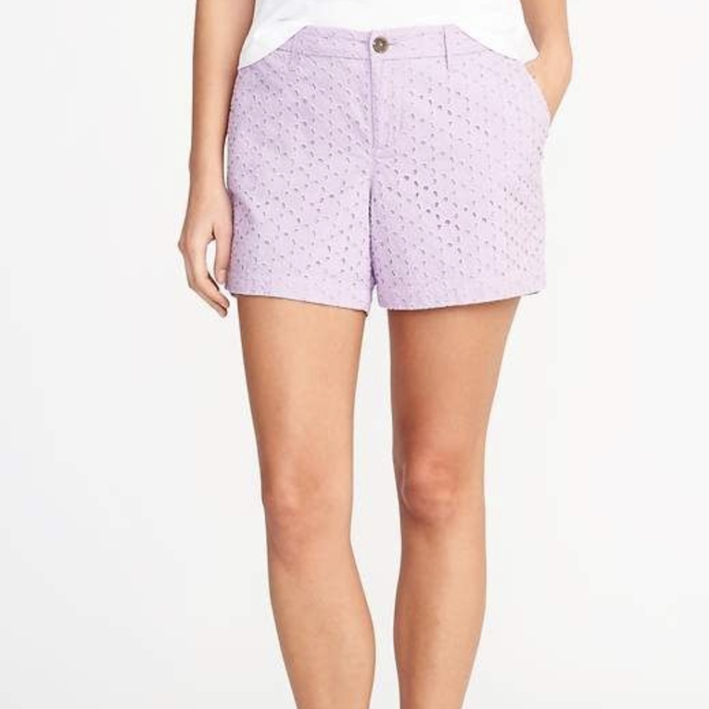 Old Navy shorts 100% cotton, purple eyelet size 14 W/ 5" inseam Women's  large